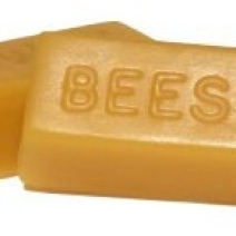 Mind Your Own Beeswax: Long-Burn Emergency Candles Mind Your Own Beeswax: Long-Burn Emergency Candles