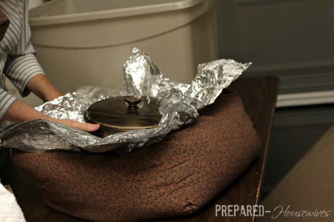 Wonder Box Cooking The Wonder Oven: Works Like a Powerless Crock-Pot